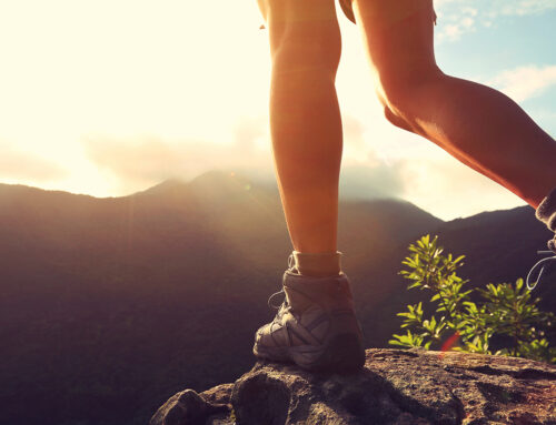 Hikers Knee & Top Stretches Before Hiking